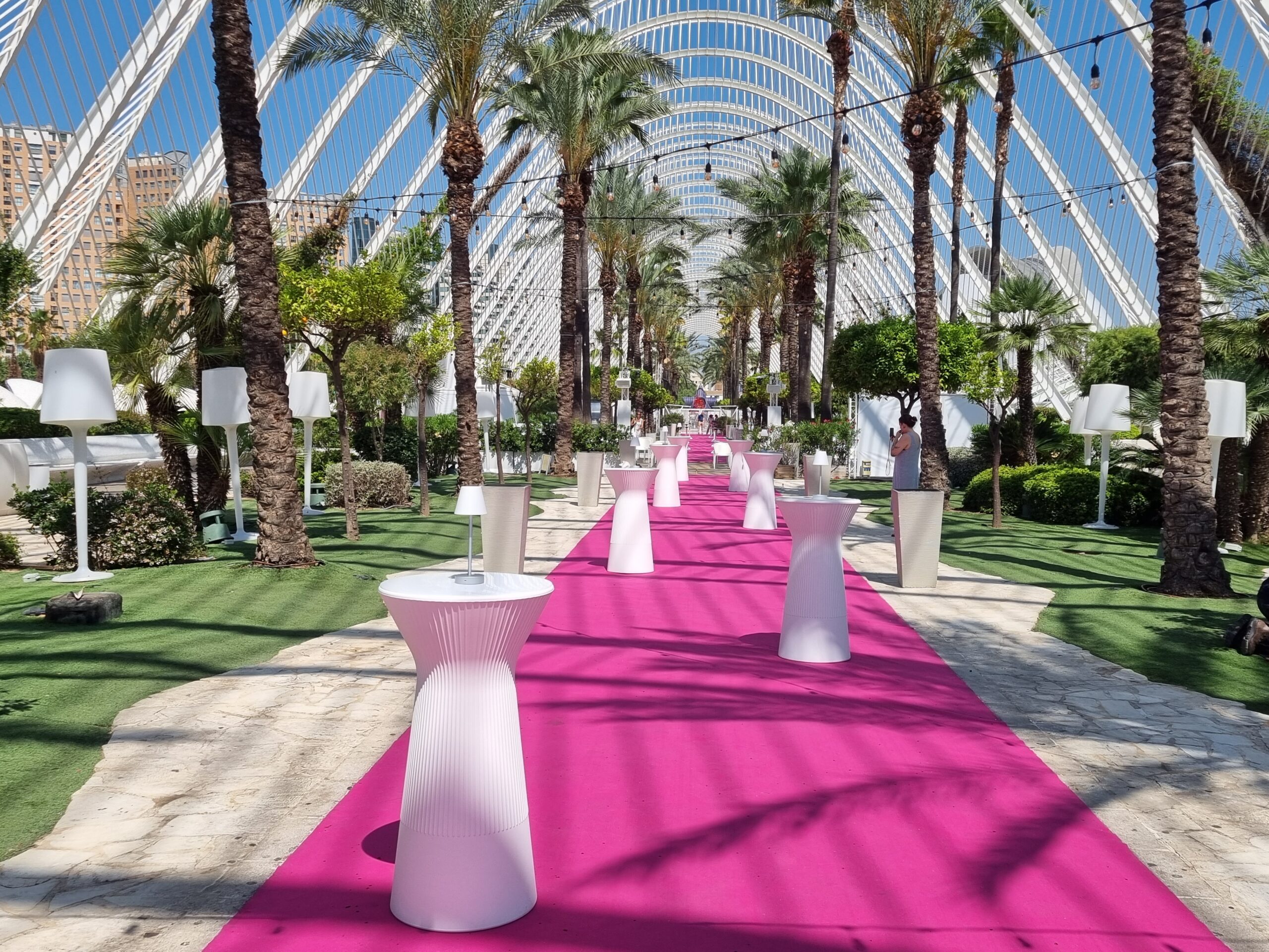 Qué mobiliario necesitas para organizar un evento (checklist completo)